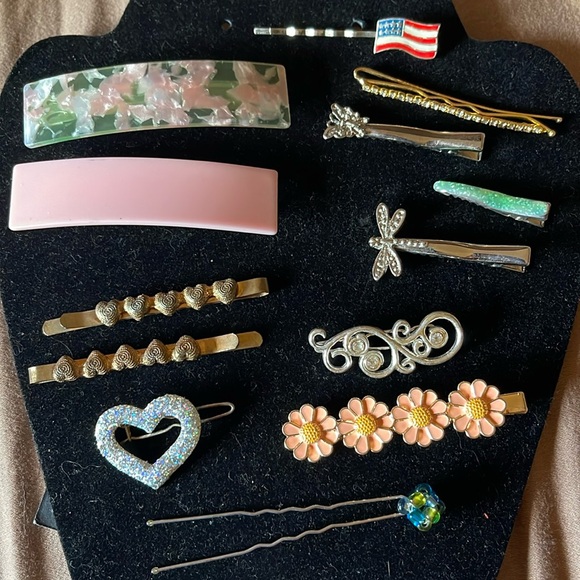 Vintage Accessories - Set Of 13 Vintage Hair Clips